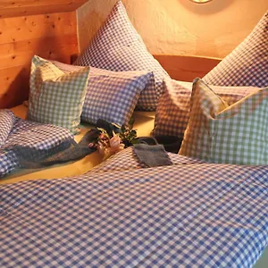 https://fetznhof-zuhausl.com-bavaria.com