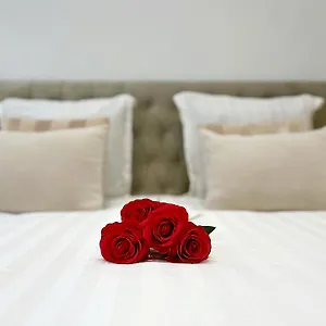 https://la-suite-75-sublime-appartement-calme-cosy-jacuzzi.brusselshotelsbook.com